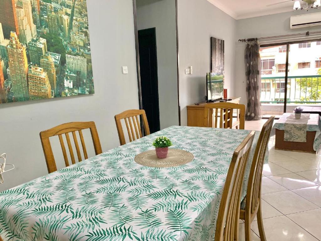 Marina Court Vacation Home 3 Bedrooms - 亞庇 外观 照片