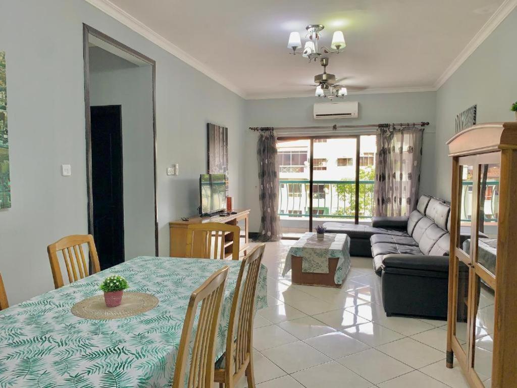 Marina Court Vacation Home 3 Bedrooms - 亞庇 外观 照片