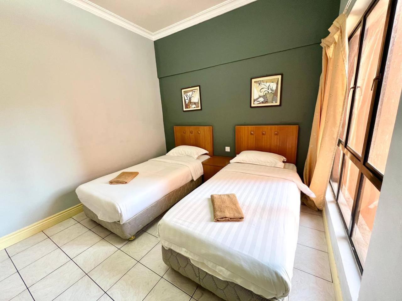 Marina Court Vacation Home 3 Bedrooms - 亞庇 外观 照片