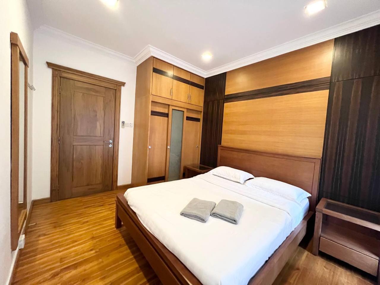 Marina Court Vacation Home 3 Bedrooms - 亞庇 外观 照片