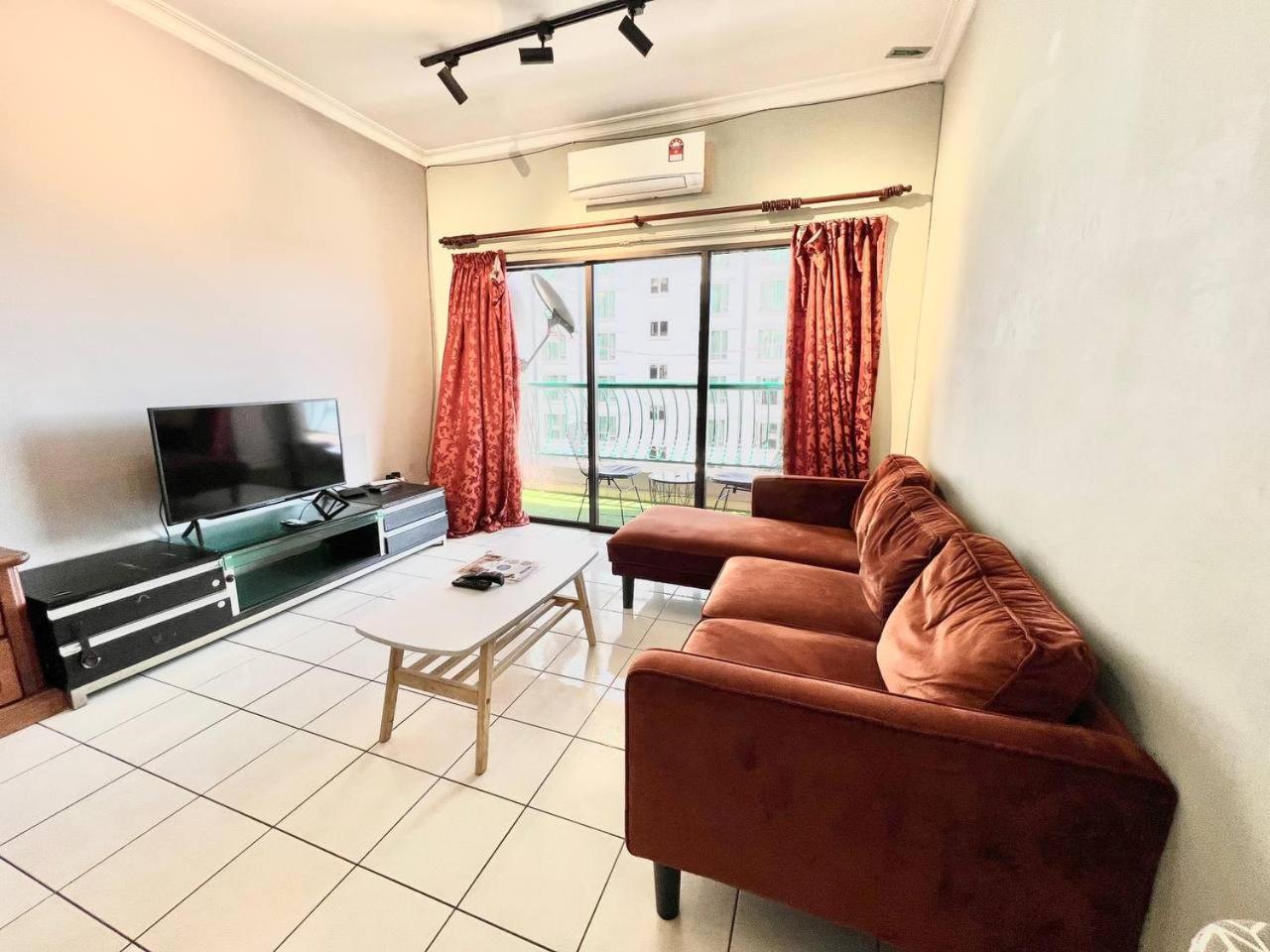 Marina Court Vacation Home 3 Bedrooms - 亞庇 外观 照片
