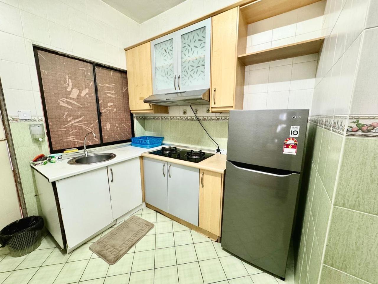 Marina Court Vacation Home 3 Bedrooms - 亞庇 外观 照片